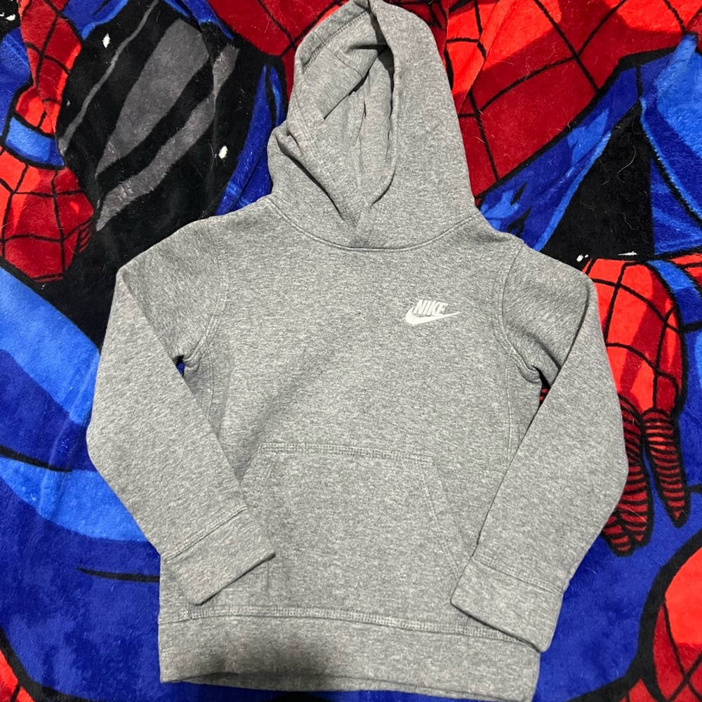 Nike Gray Pullover Hoodie Sweatshirt
